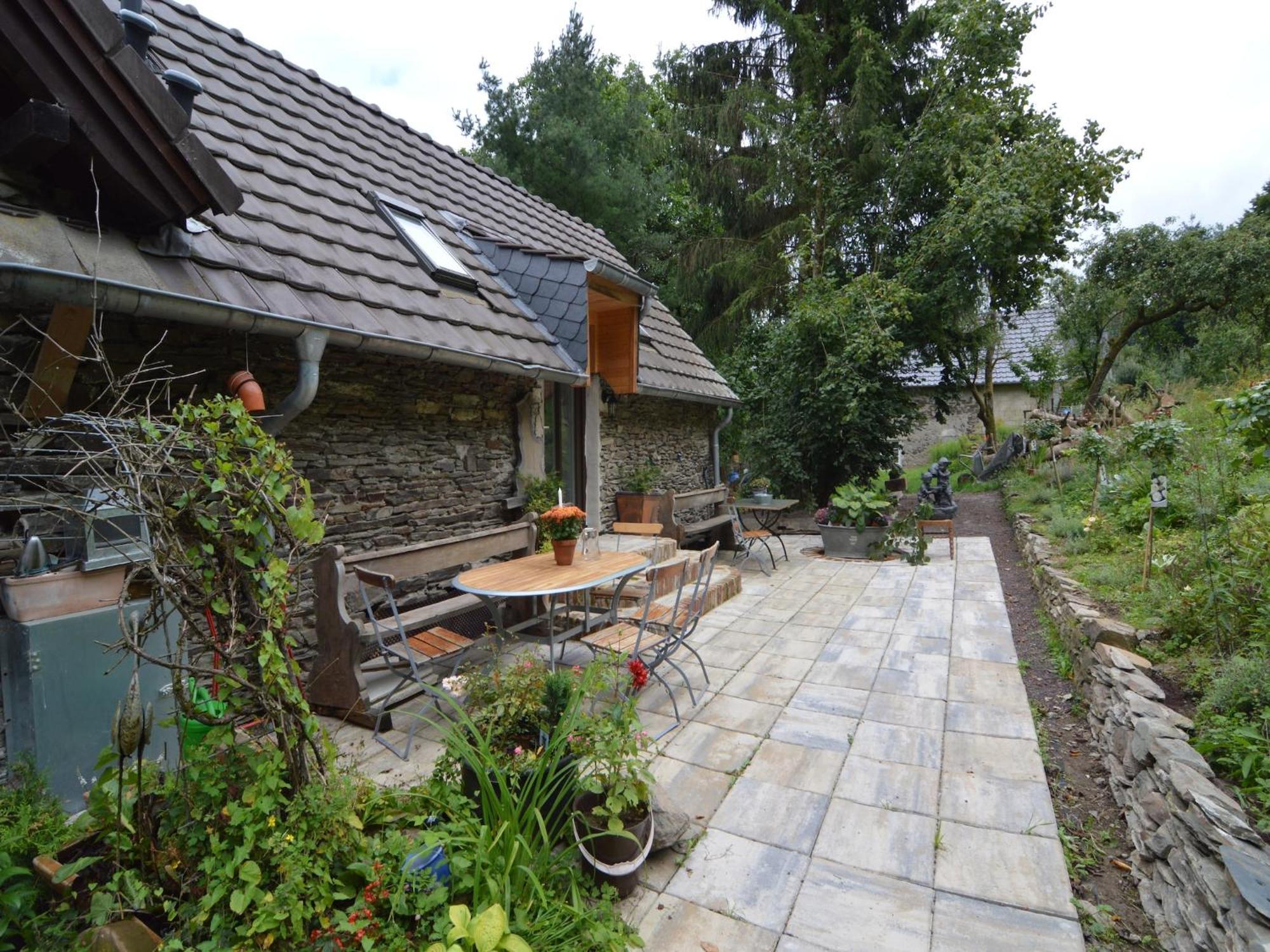 Cozy Apartment In Immerath With Fishing Near Buitenkant foto